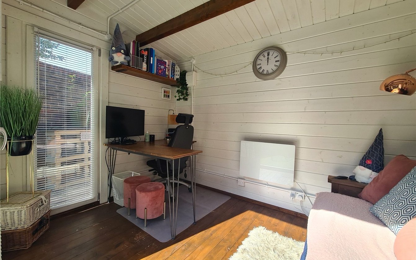 Holly Blue Drive, Iwade, Sittingbourne, Kent, ME9, 7119, image-19 - Quealy & Co