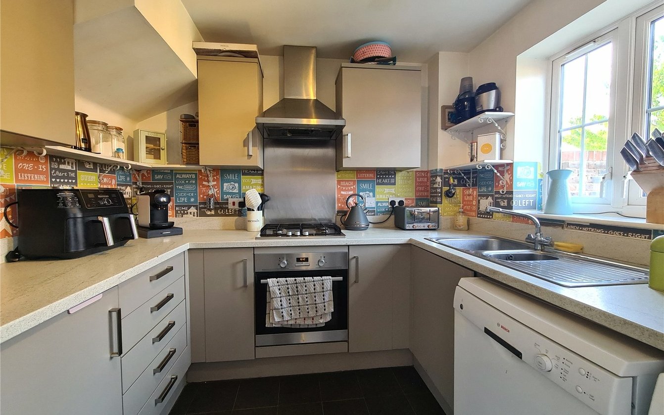 Holly Blue Drive, Iwade, Sittingbourne, Kent, ME9, 7119, image-2 - Quealy & Co
