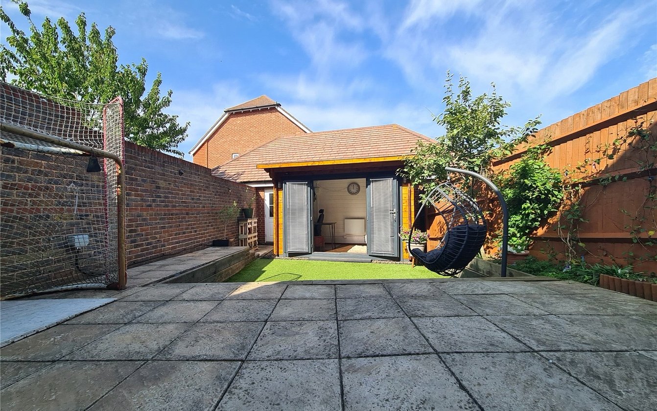 Holly Blue Drive, Iwade, Sittingbourne, Kent, ME9, 7119, image-18 - Quealy & Co