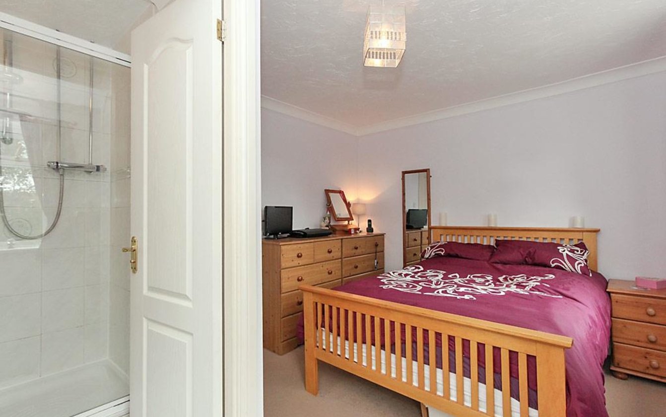 Kingfisher Close, Iwade, Sittingbourne, Kent, ME9, 714, image-11 - Quealy & Co