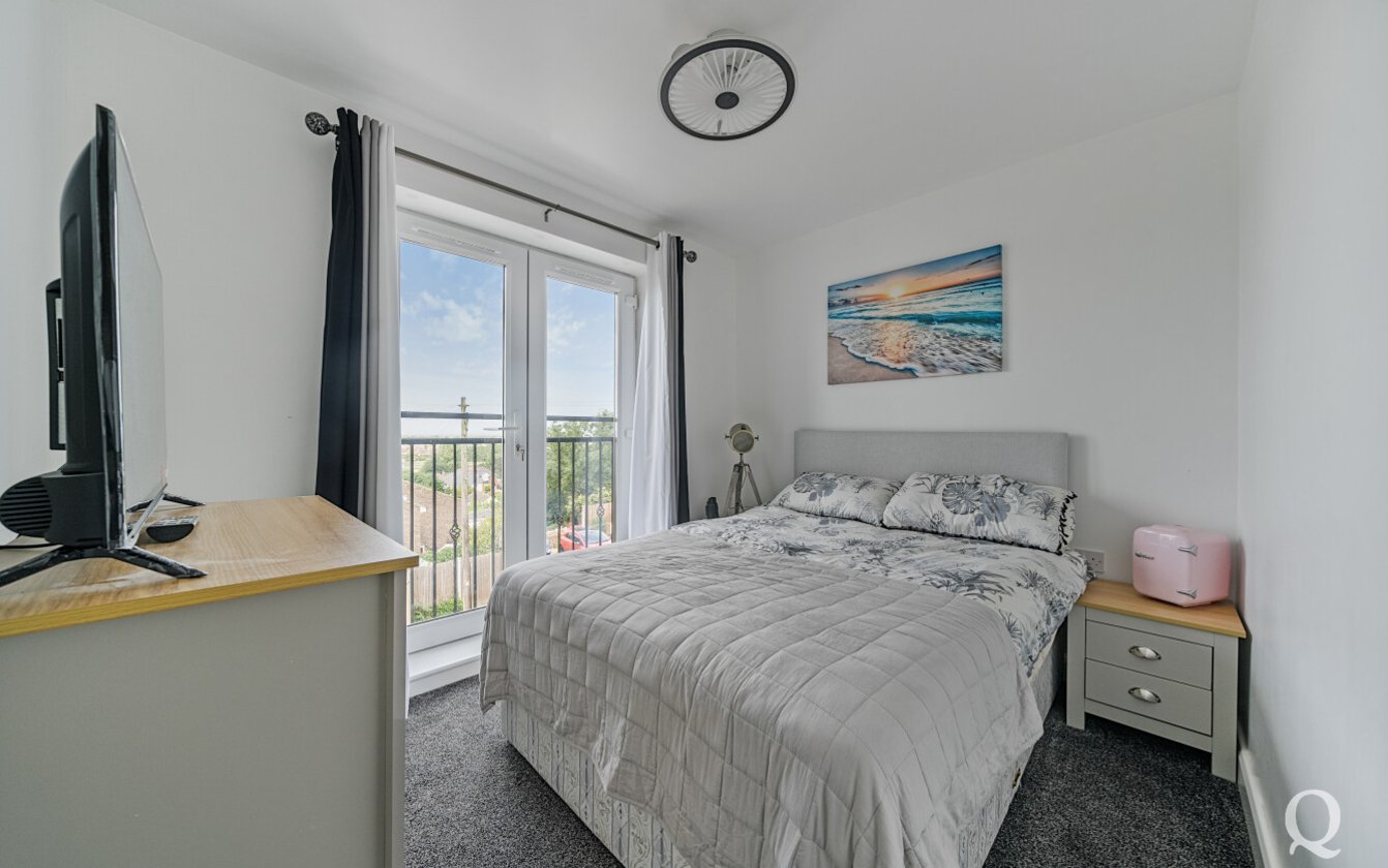 Admirals Walk, Minster on Sea, Sheerness, Kent, ME12, 7142, image-5 - Quealy & Co