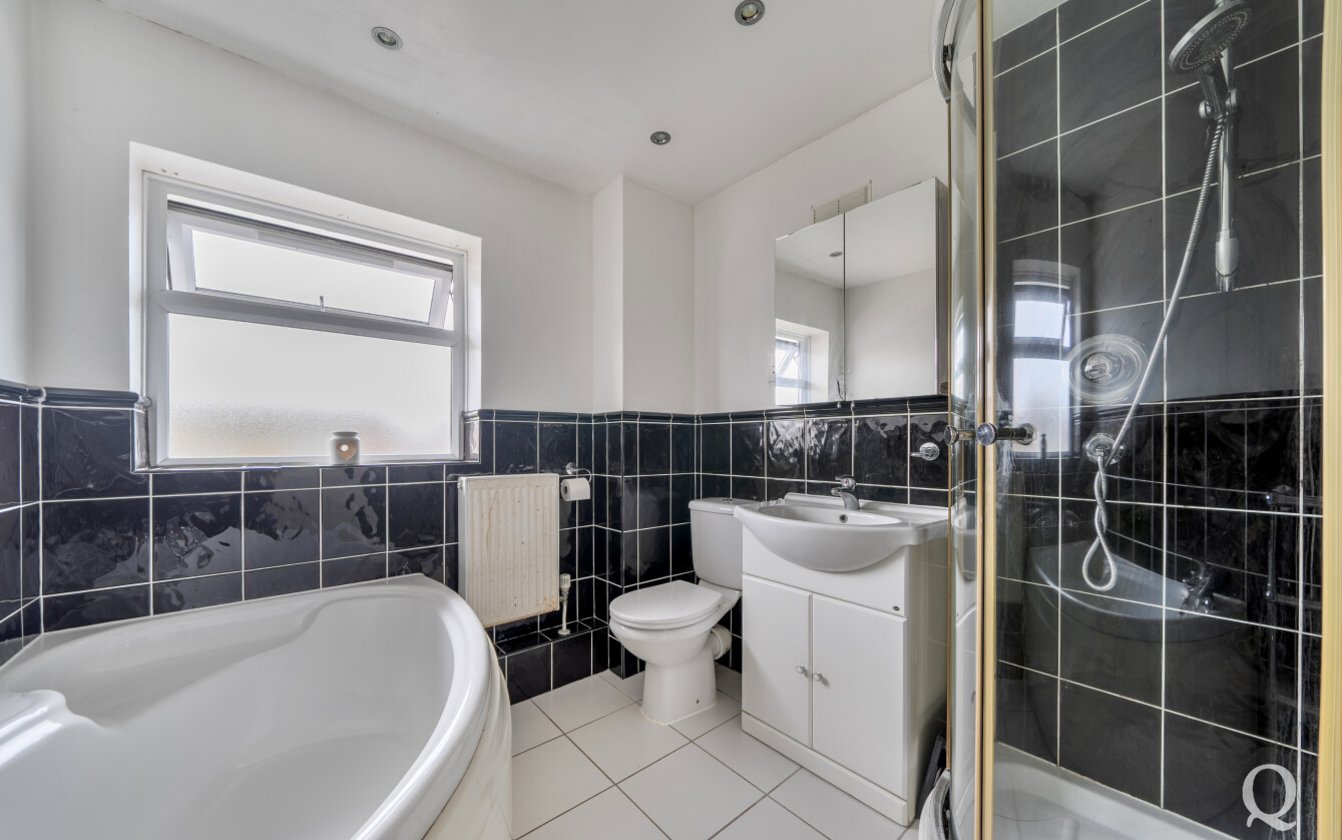 Northwood Drive, Sittingbourne, Kent, ME10, 7150, image-8 - Quealy & Co