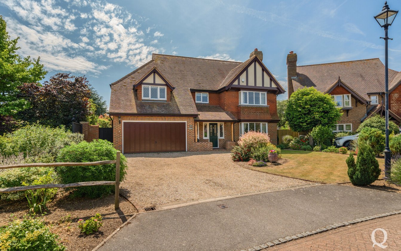 Doves Croft, Tunstall, Sittingbourne, Kent, ME9, 7169, image-1 - Quealy & Co