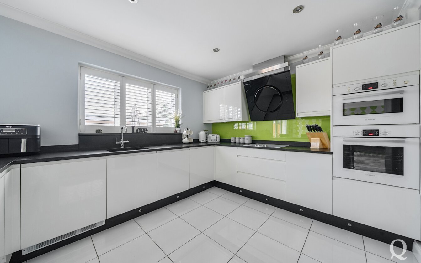 Abbey View Drive, Minster on Sea, Sheerness, Kent, ME12, 7171, image-4 - Quealy & Co
