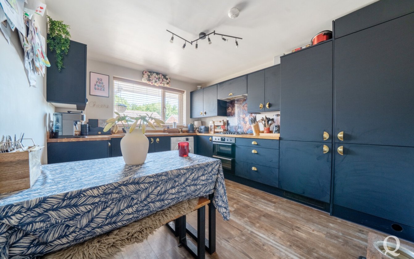 Oak Road, Sittingbourne, Kent, ME10, 7181, image-2 - Quealy & Co