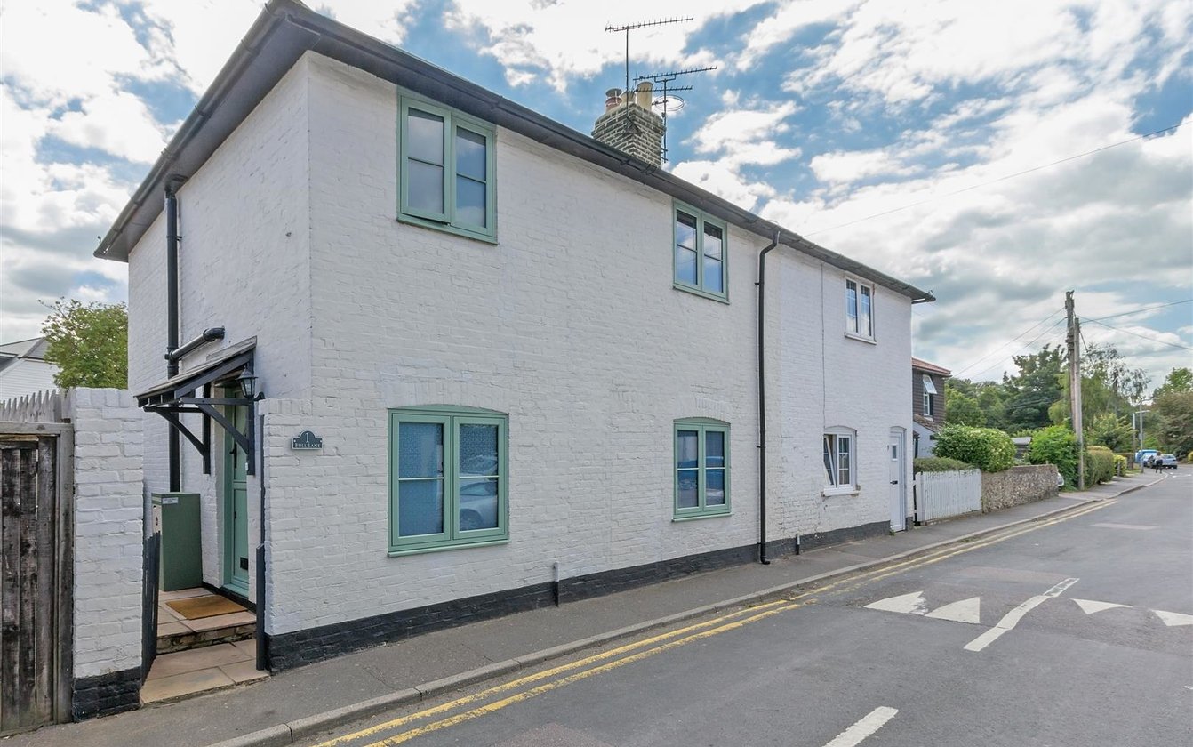 Bull Lane, Newington, Sittingbourne, Kent, ME9, 721, image-1 - Quealy & Co