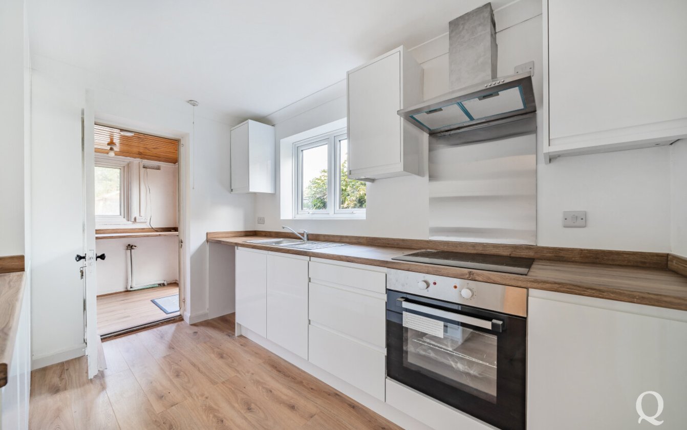 Godwin Close, Kemsley, Sittingbourne, Kent, ME10, 7213, image-2 - Quealy & Co