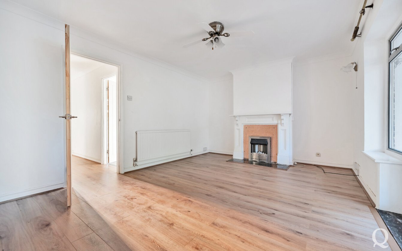 Godwin Close, Kemsley, Sittingbourne, Kent, ME10, 7213, image-13 - Quealy & Co