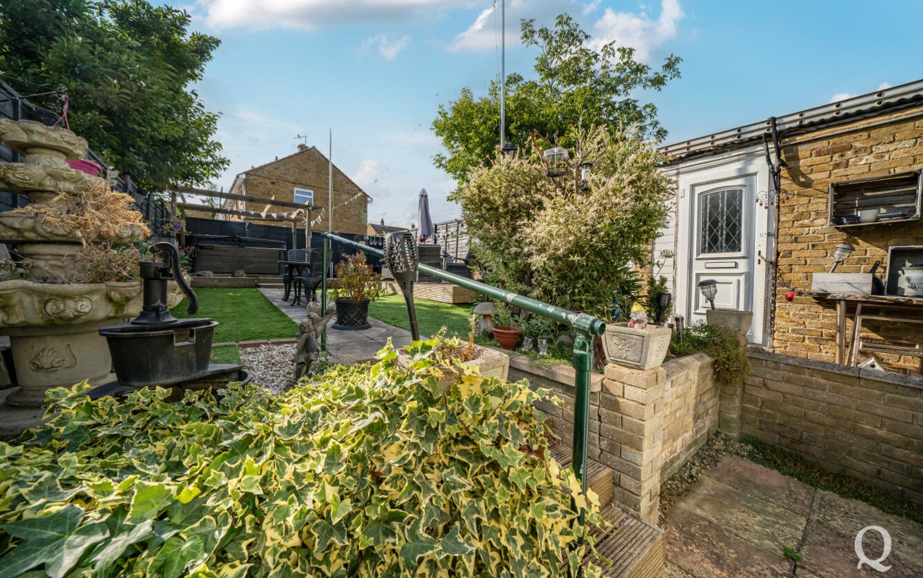 Glebe Lane, Sittingbourne, Kent, ME10, 7252, image-21 - Quealy & Co