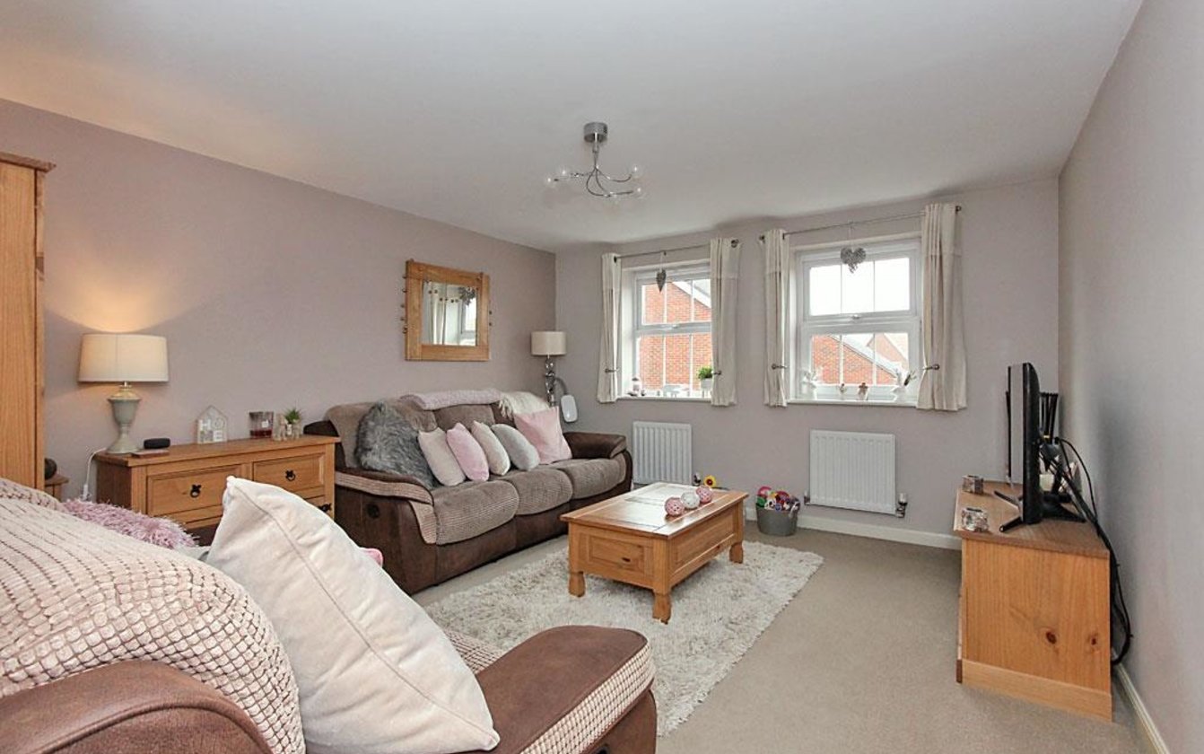Leigh Road, Sittingbourne, ME10, 727, image-2 - Quealy & Co