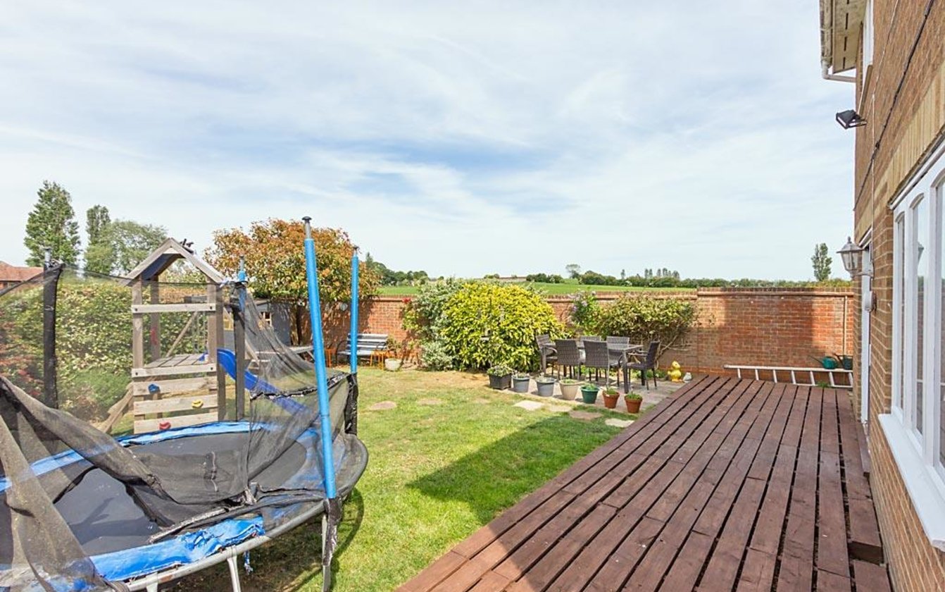 Anne Boleyn Close, Eastchurch, Sheerness, Kent, ME12, 730, image-18 - Quealy & Co