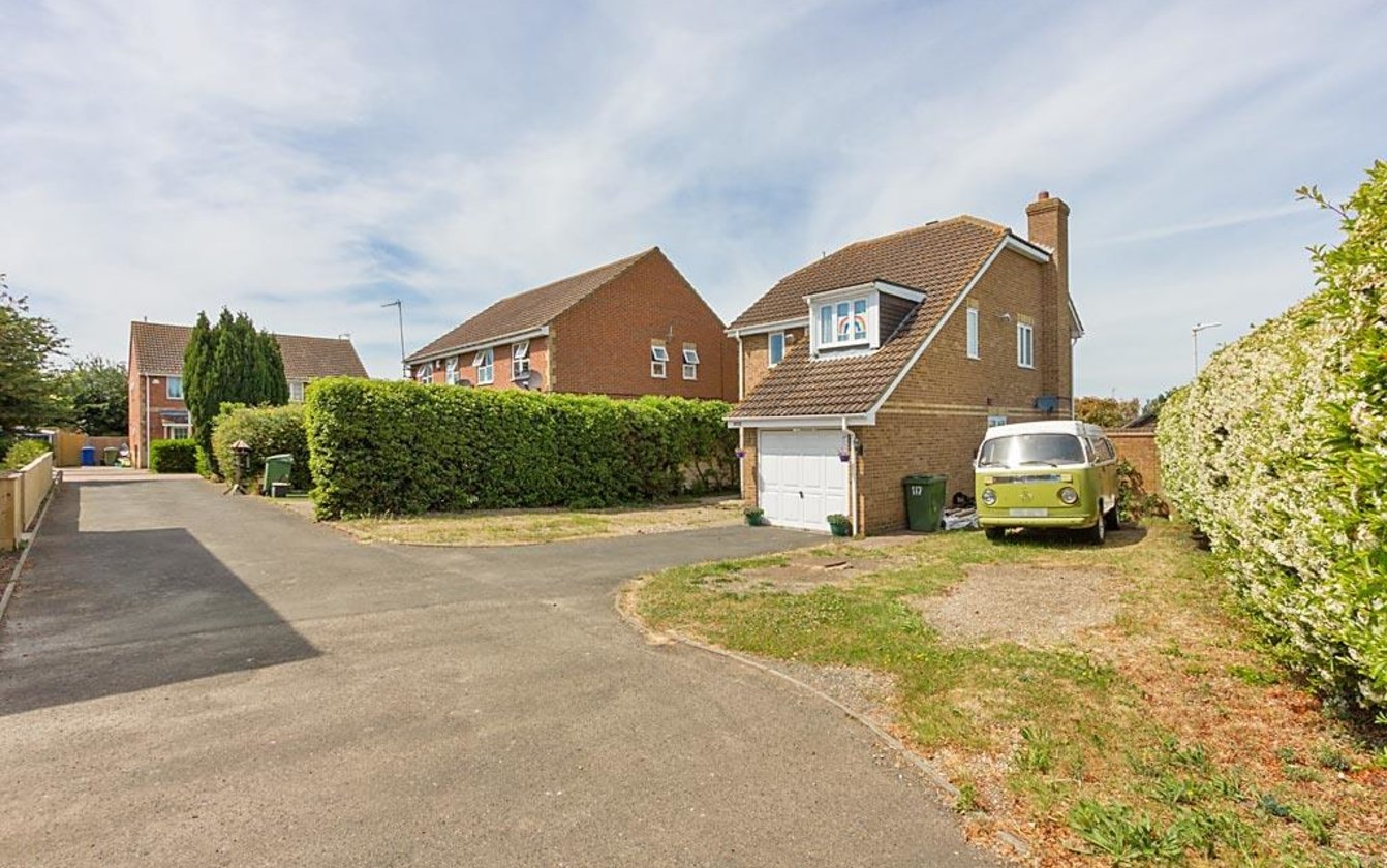 Anne Boleyn Close, Eastchurch, Sheerness, Kent, ME12, 730, image-17 - Quealy & Co