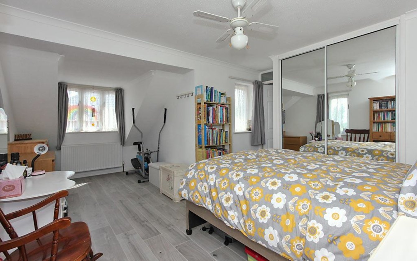 Anne Boleyn Close, Eastchurch, Sheerness, Kent, ME12, 730, image-6 - Quealy & Co