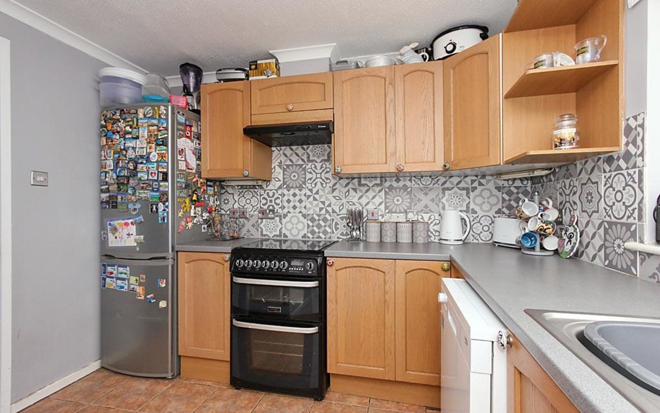 Anne Boleyn Close, Eastchurch, Sheerness, Kent, ME12, 730, image-3 - Quealy & Co