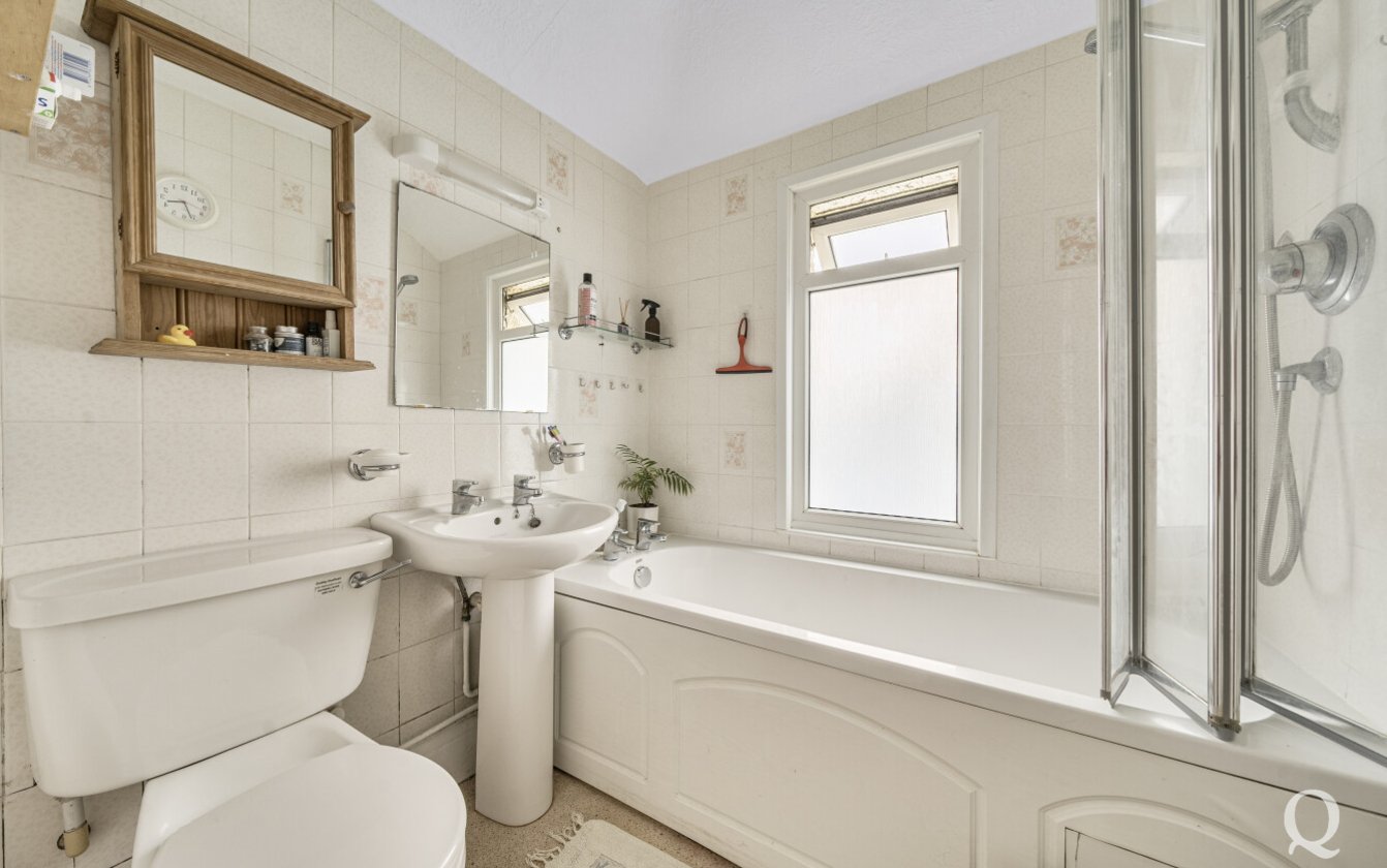 Ruins Barn Road, Tunstall, Sittingbourne, Kent, ME10, 7321, image-6 - Quealy & Co