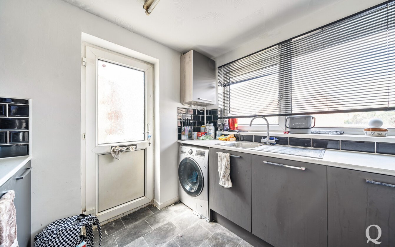 Woodberry Drive, Sittingbourne, Kent, ME10, 7330, image-4 - Quealy & Co