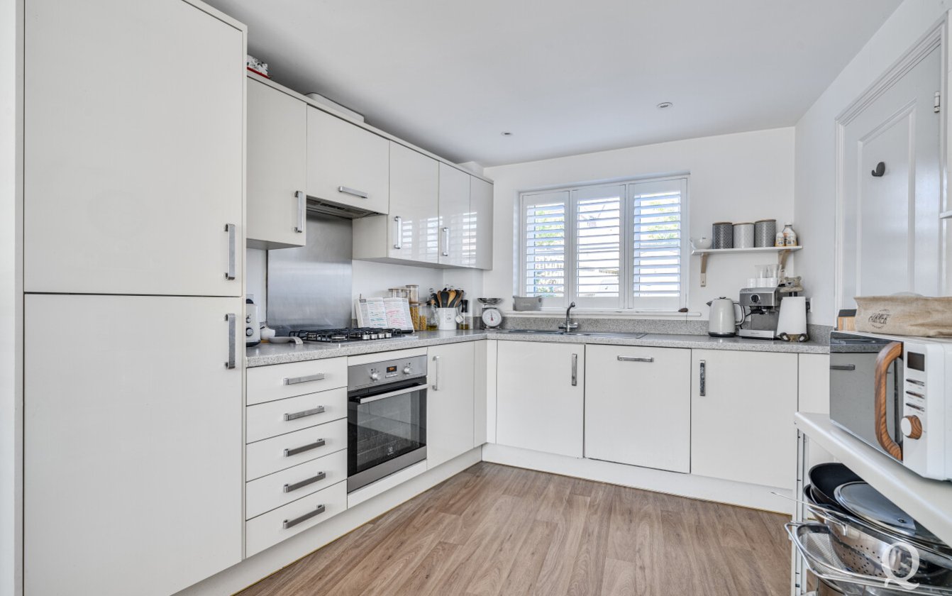Holly Blue Drive, Iwade, Sittingbourne, Kent, ME9, 7336, image-9 - Quealy & Co