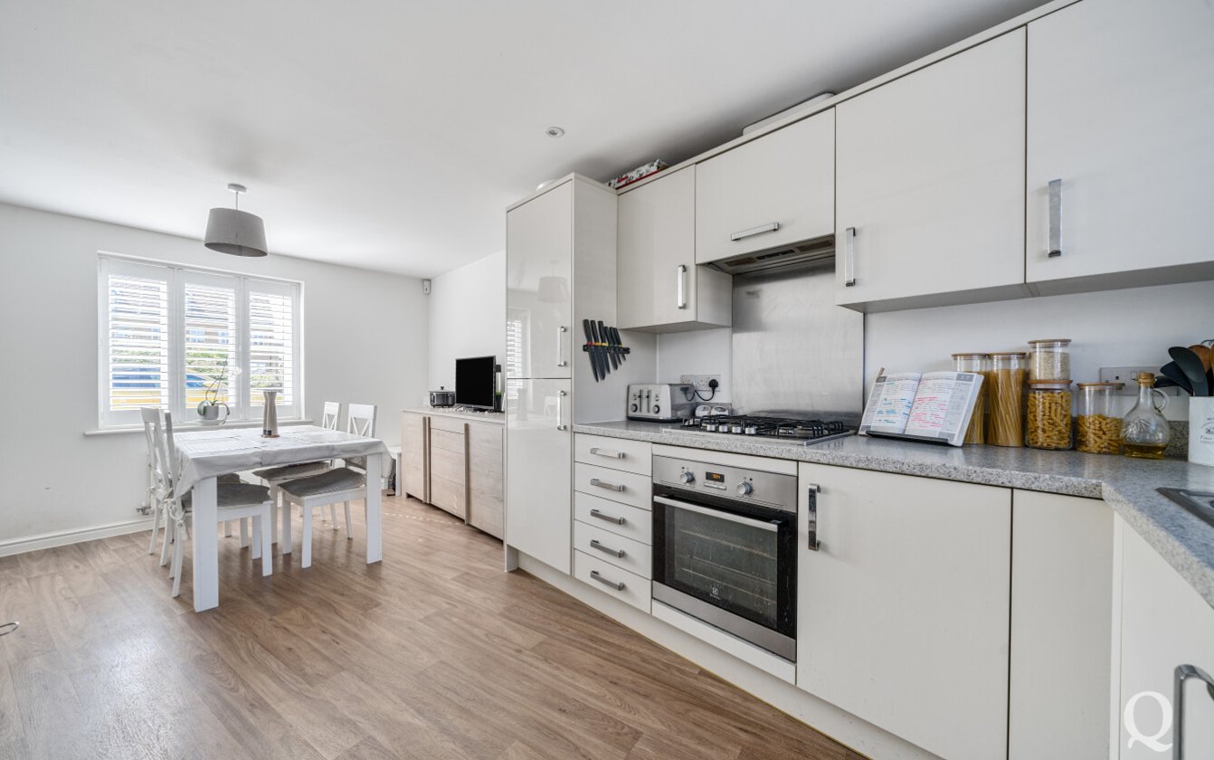 Holly Blue Drive, Iwade, Sittingbourne, Kent, ME9, 7336, image-2 - Quealy & Co