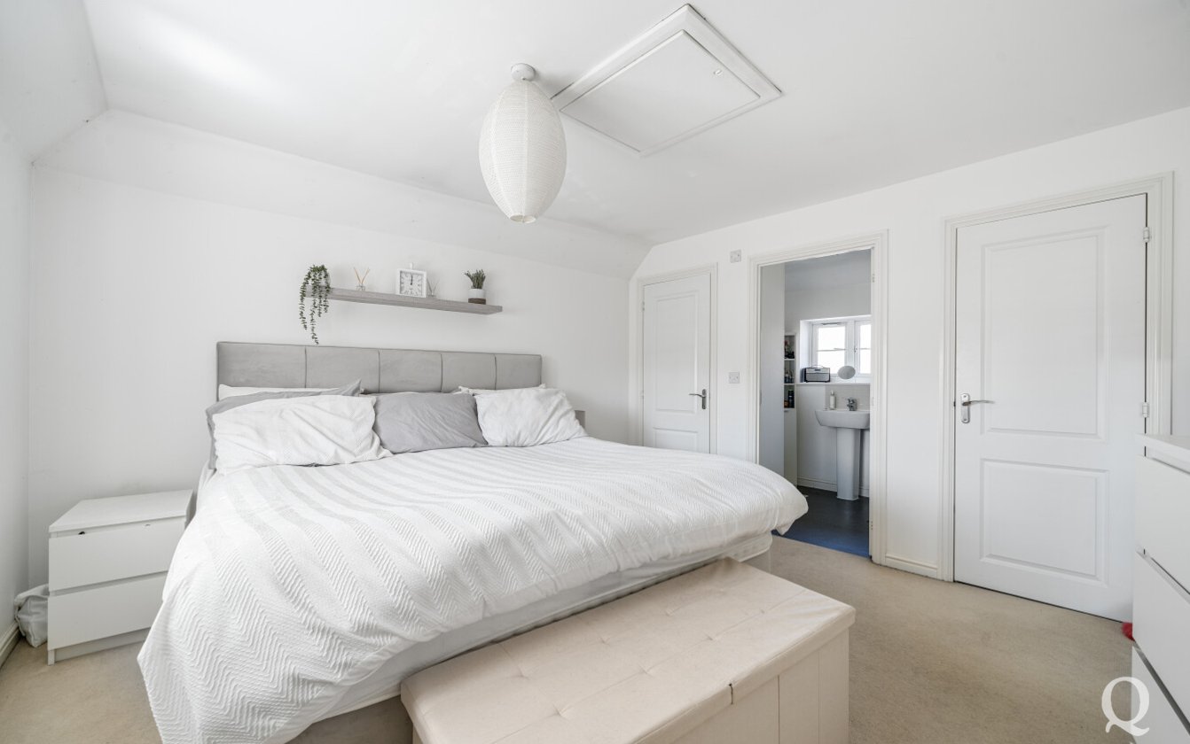 Holly Blue Drive, Iwade, Sittingbourne, Kent, ME9, 7336, image-5 - Quealy & Co