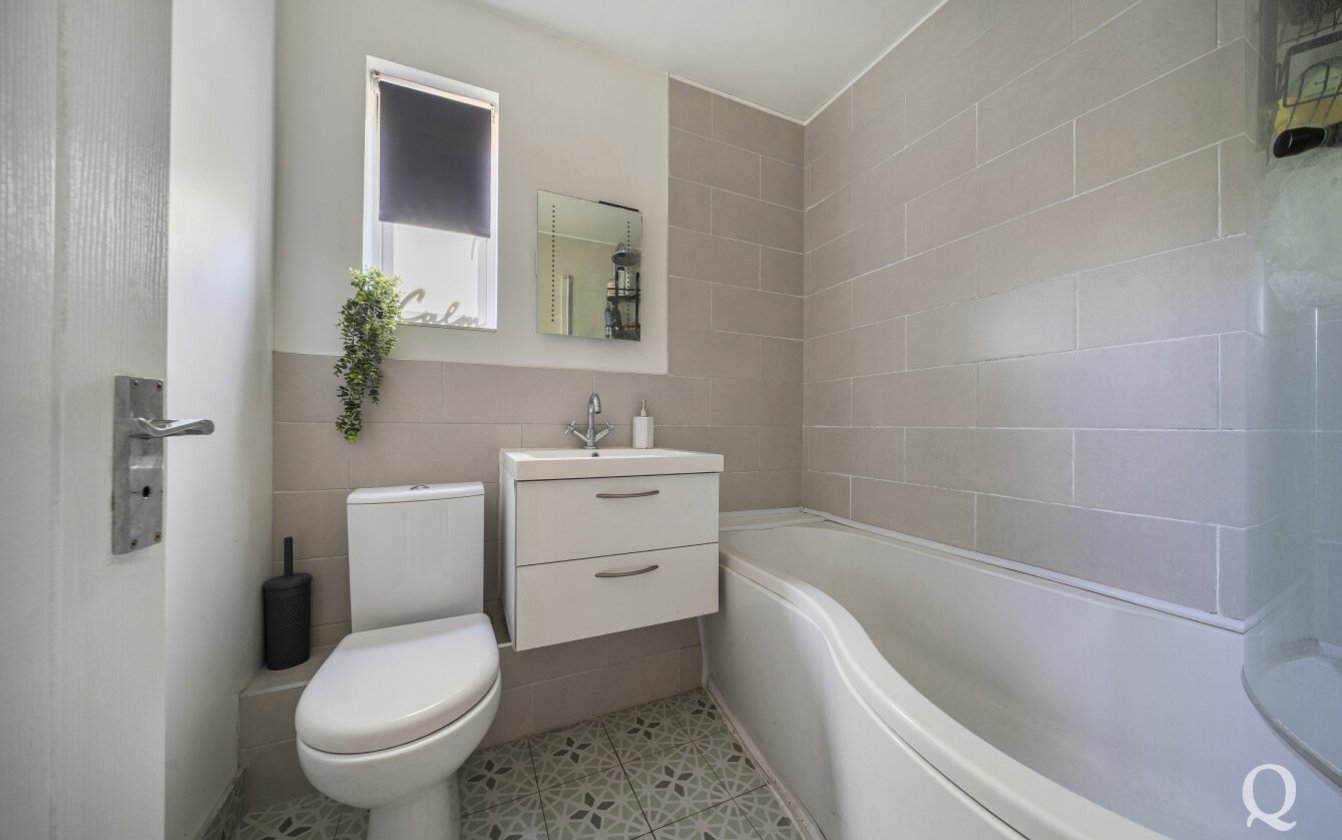 Feldspar Close, Sittingbourne, Kent, ME10, 7378, image-4 - Quealy & Co