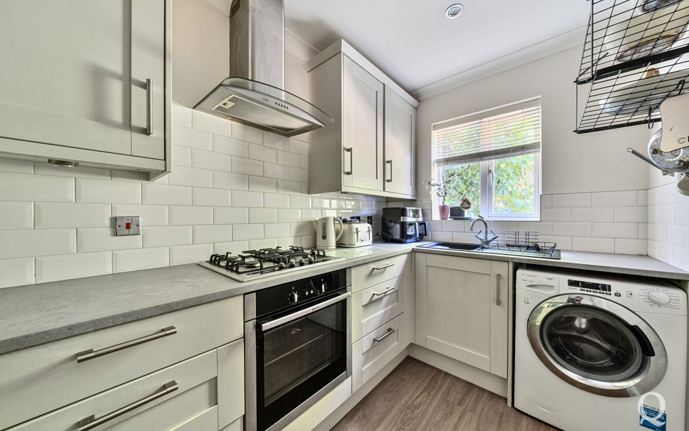 Feldspar Close, Sittingbourne, Kent, ME10, 7378, image-3 - Quealy & Co