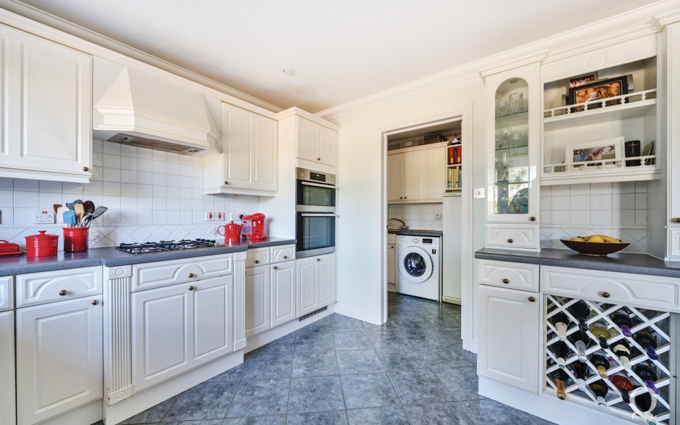 Doves Croft, Tunstall, Sittingbourne, Kent, ME9, 7392, image-12 - Quealy & Co