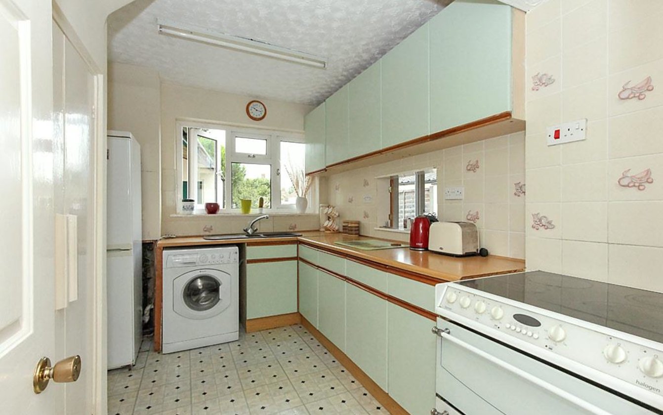 Manor Grove, Sittingbourne, Kent, ME10, 744, image-2 - Quealy & Co