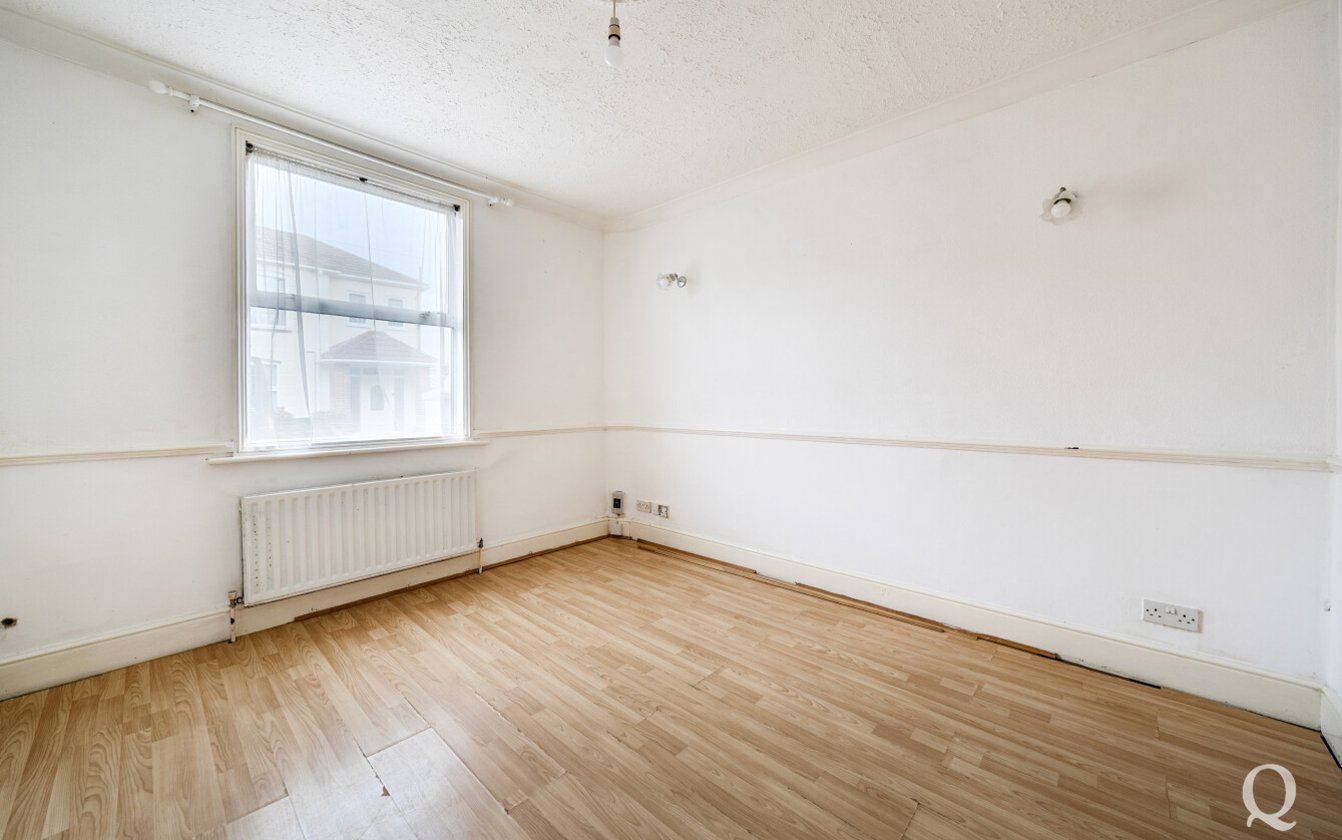 Henry Street, Rainham, Gillingham, Kent, ME8, 7458, image-13 - Quealy & Co
