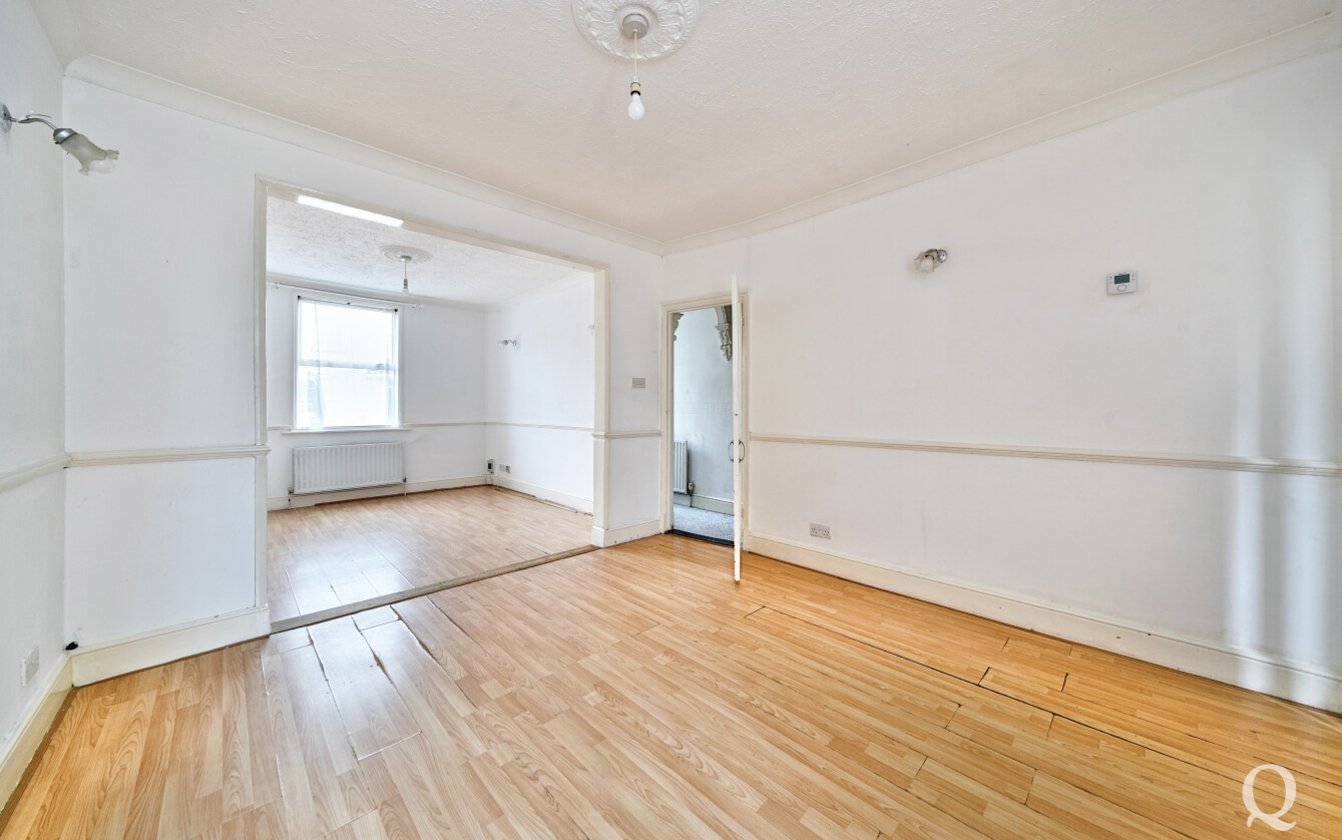 Henry Street, Rainham, Gillingham, Kent, ME8, 7458, image-16 - Quealy & Co