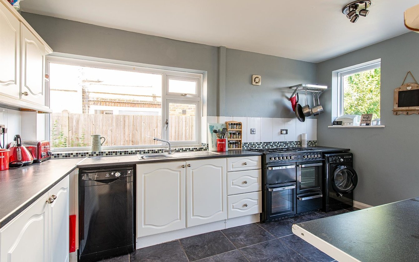 Westlands Avenue, Sittingbourne, Kent, ME10, 747, image-5 - Quealy & Co