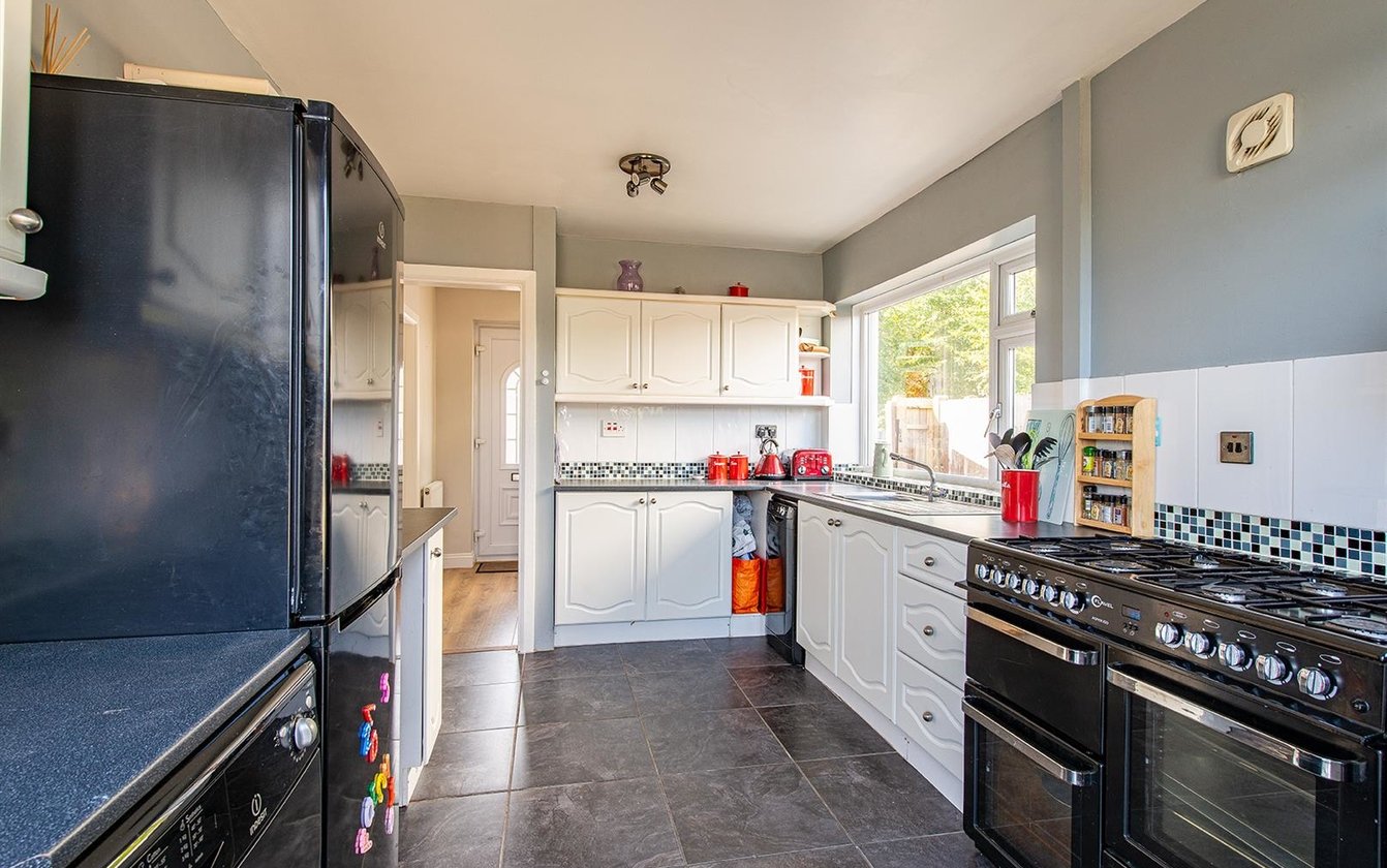 Westlands Avenue, Sittingbourne, Kent, ME10, 747, image-2 - Quealy & Co