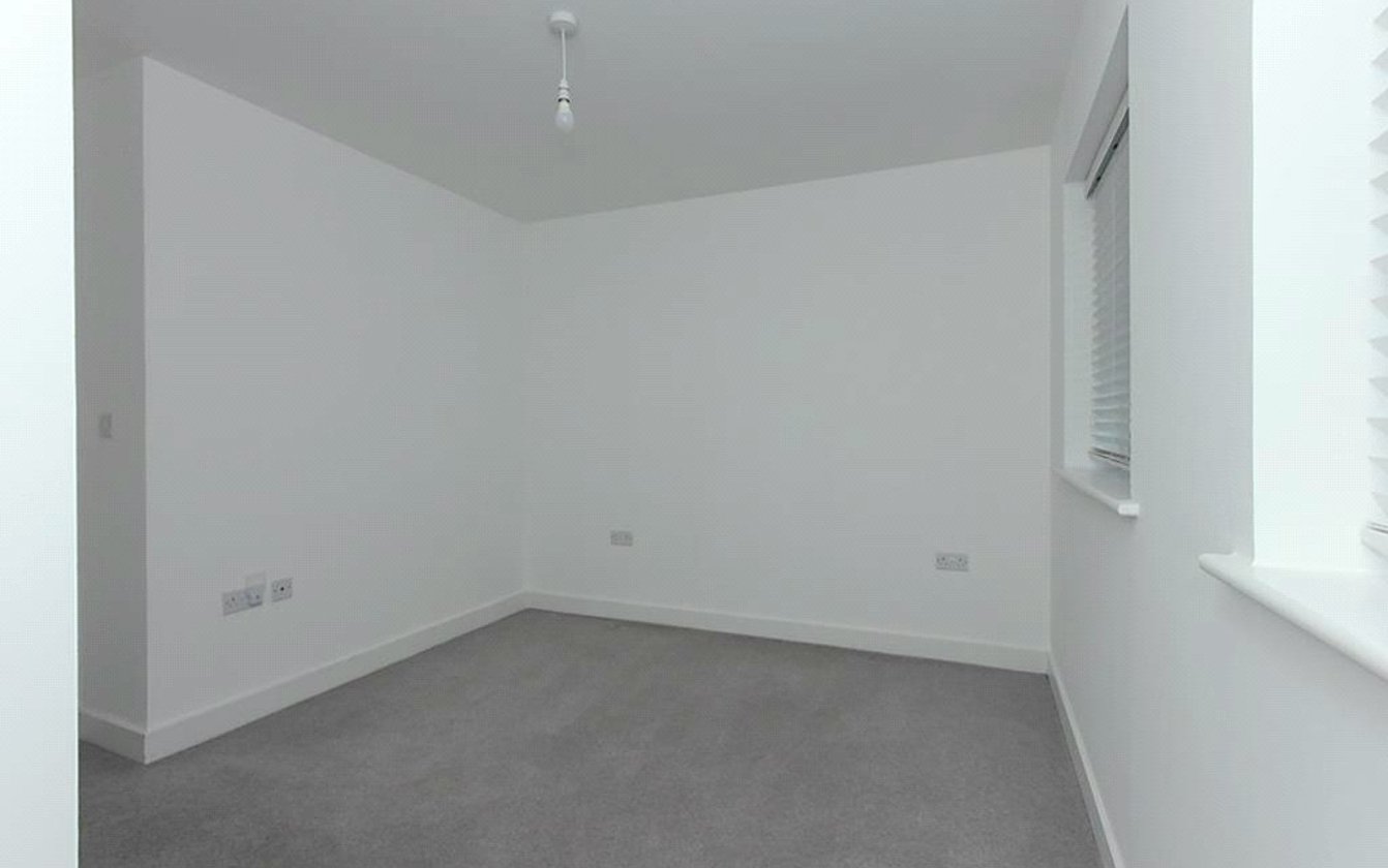 Eveas Drive, Sittingbourne, Kent, ME10, 7478, image-14 - Quealy & Co