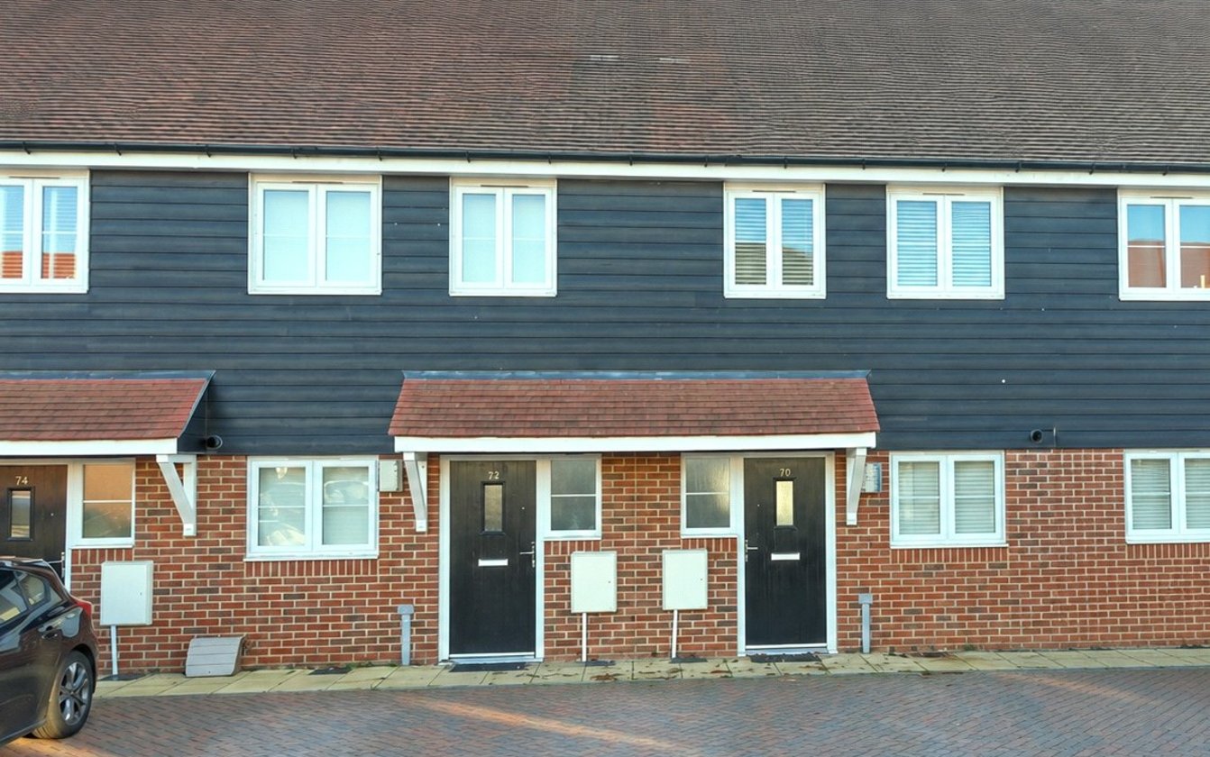 Eveas Drive, Sittingbourne, Kent, ME10, 7478, image-1 - Quealy & Co