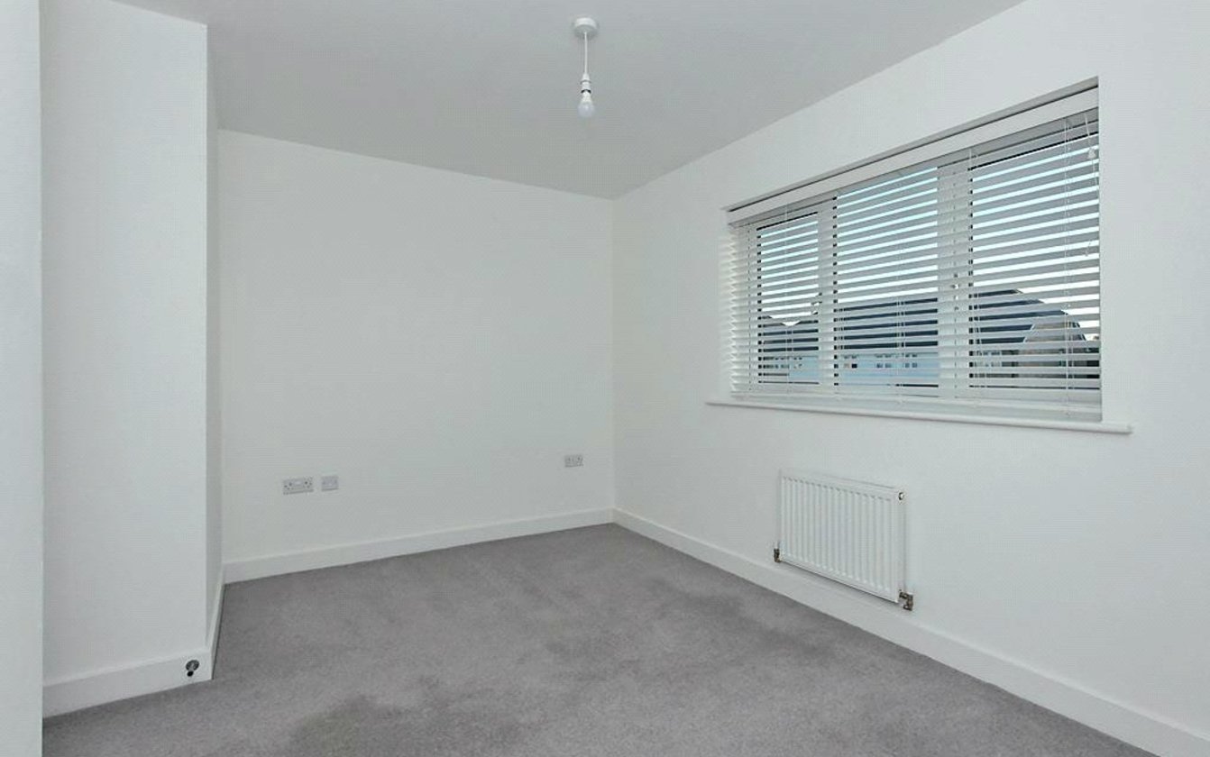 Eveas Drive, Sittingbourne, Kent, ME10, 7478, image-6 - Quealy & Co