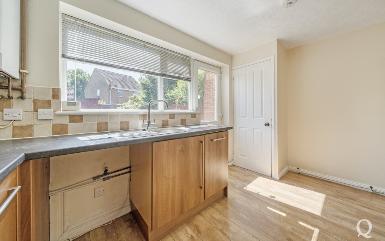 Beauvoir Drive, Kemsley, Sittingbourne, Kent, ME10, 7516, image-10 - Quealy & Co