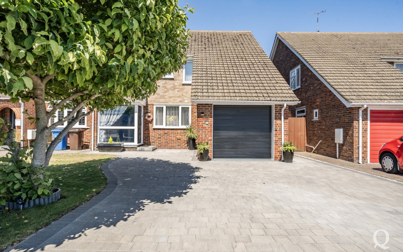 Chatsworth Drive, Sittingbourne, Kent, ME10, 7518, image-22 - Quealy & Co