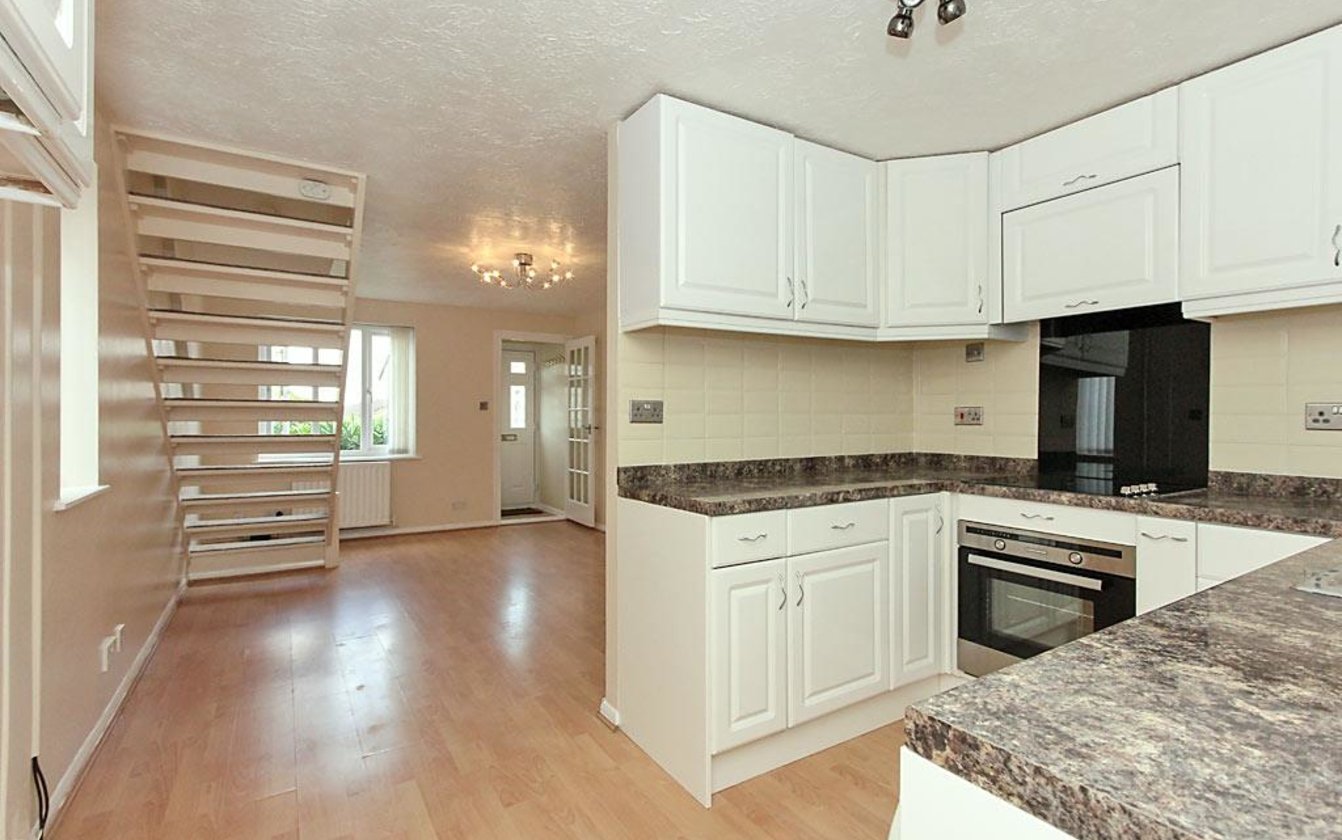 Chaffes Lane, Upchurch, Sittingbourne, Kent, ME9, 753, image-2 - Quealy & Co