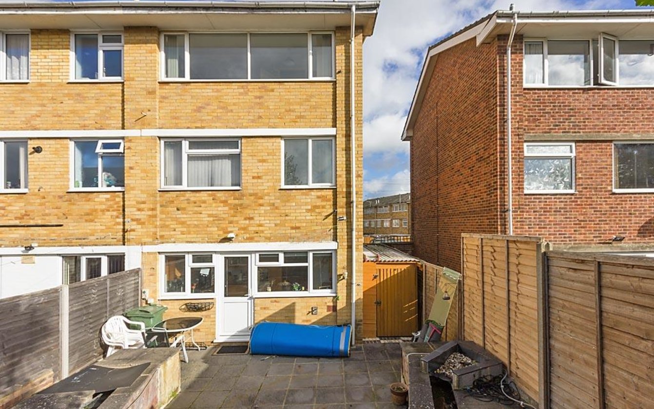 3 Bedroom house for sale in Millfield, Sittingbourne, Kent, ME10