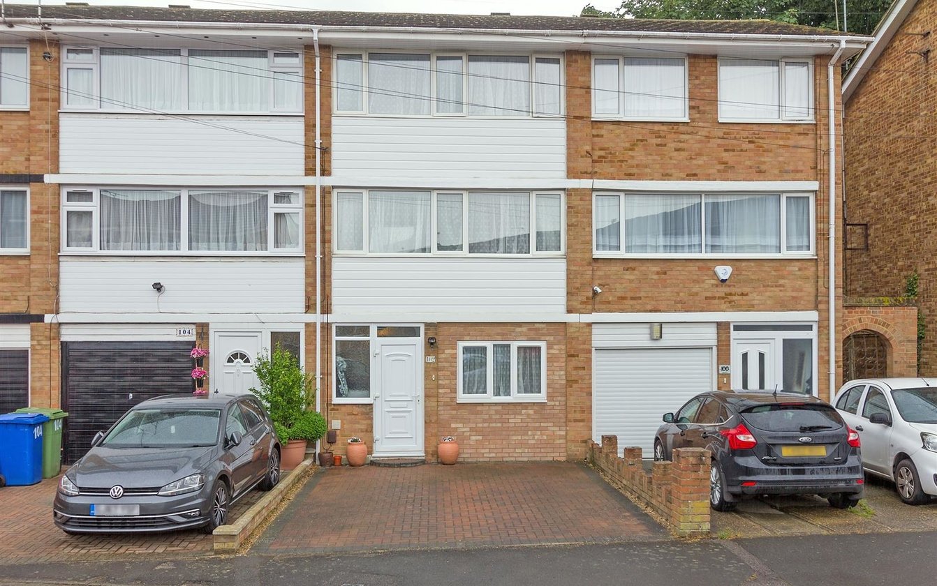 3 Bedroom house for sale in Millfield, Sittingbourne, Kent, ME10