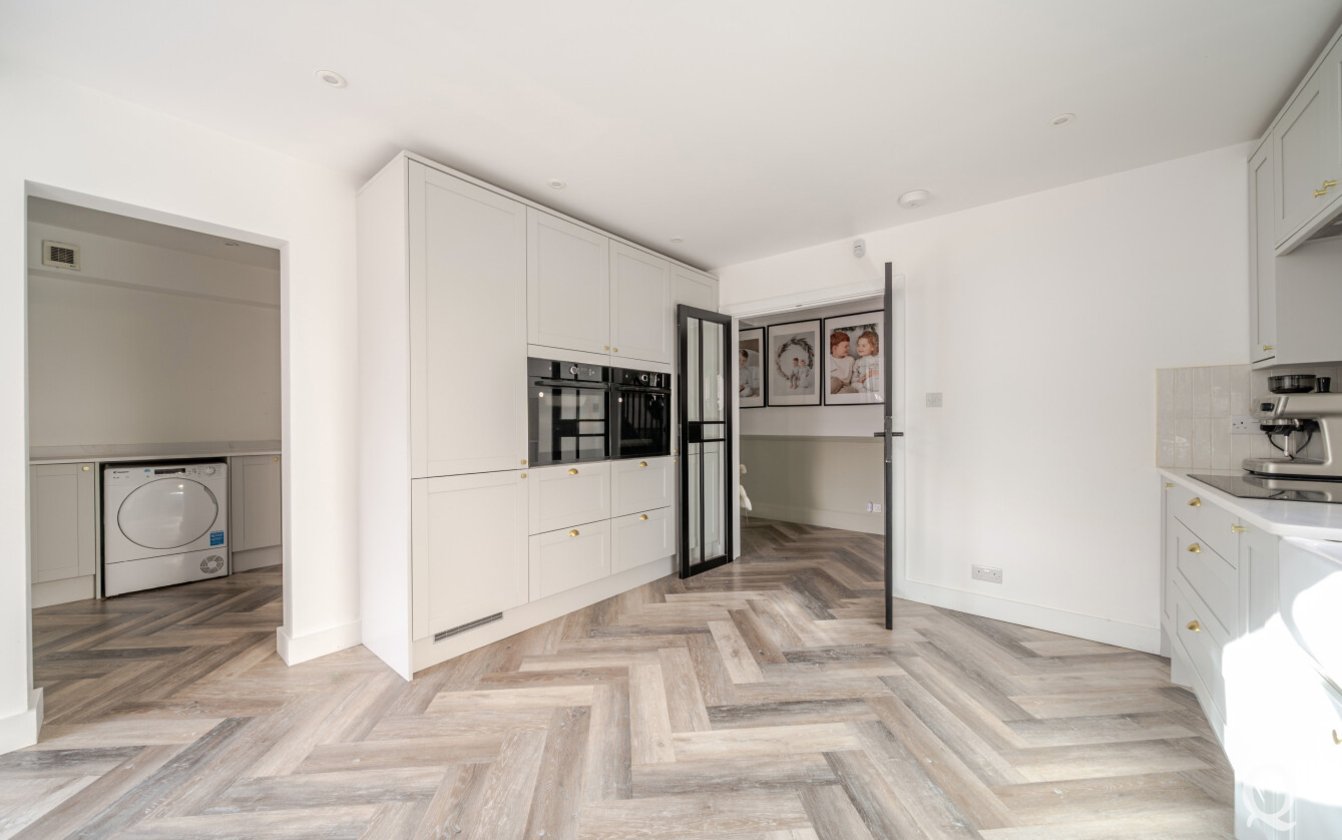 Borden Lane, Sittingbourne, Kent, ME10, 7766, image-9 - Quealy & Co