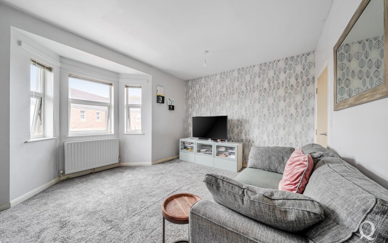 Hythe Road, Milton Regis, Sittingbourne, Kent, ME10, 7778, image-2 - Quealy & Co