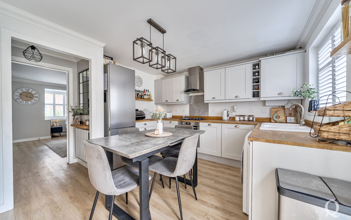 Carnation Crescent, Sittingbourne, Kent, ME10, 7784, image-10 - Quealy & Co