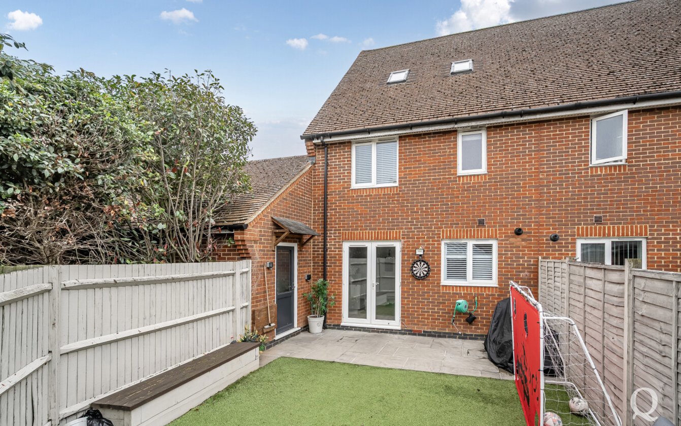 Carnation Crescent, Sittingbourne, Kent, ME10, 7784, image-21 - Quealy & Co