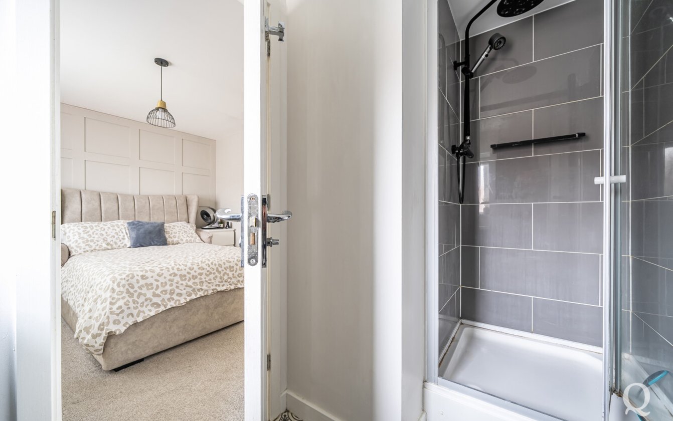 Carnation Crescent, Sittingbourne, Kent, ME10, 7784, image-16 - Quealy & Co