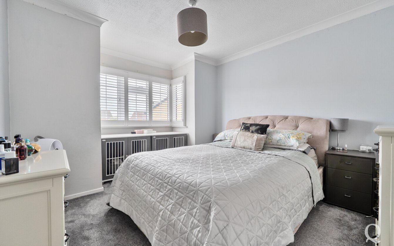 Yeates Drive, Sittingbourne, Kent, ME10, 7808, image-5 - Quealy & Co