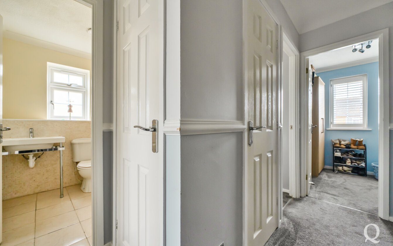 Yeates Drive, Sittingbourne, Kent, ME10, 7808, image-17 - Quealy & Co