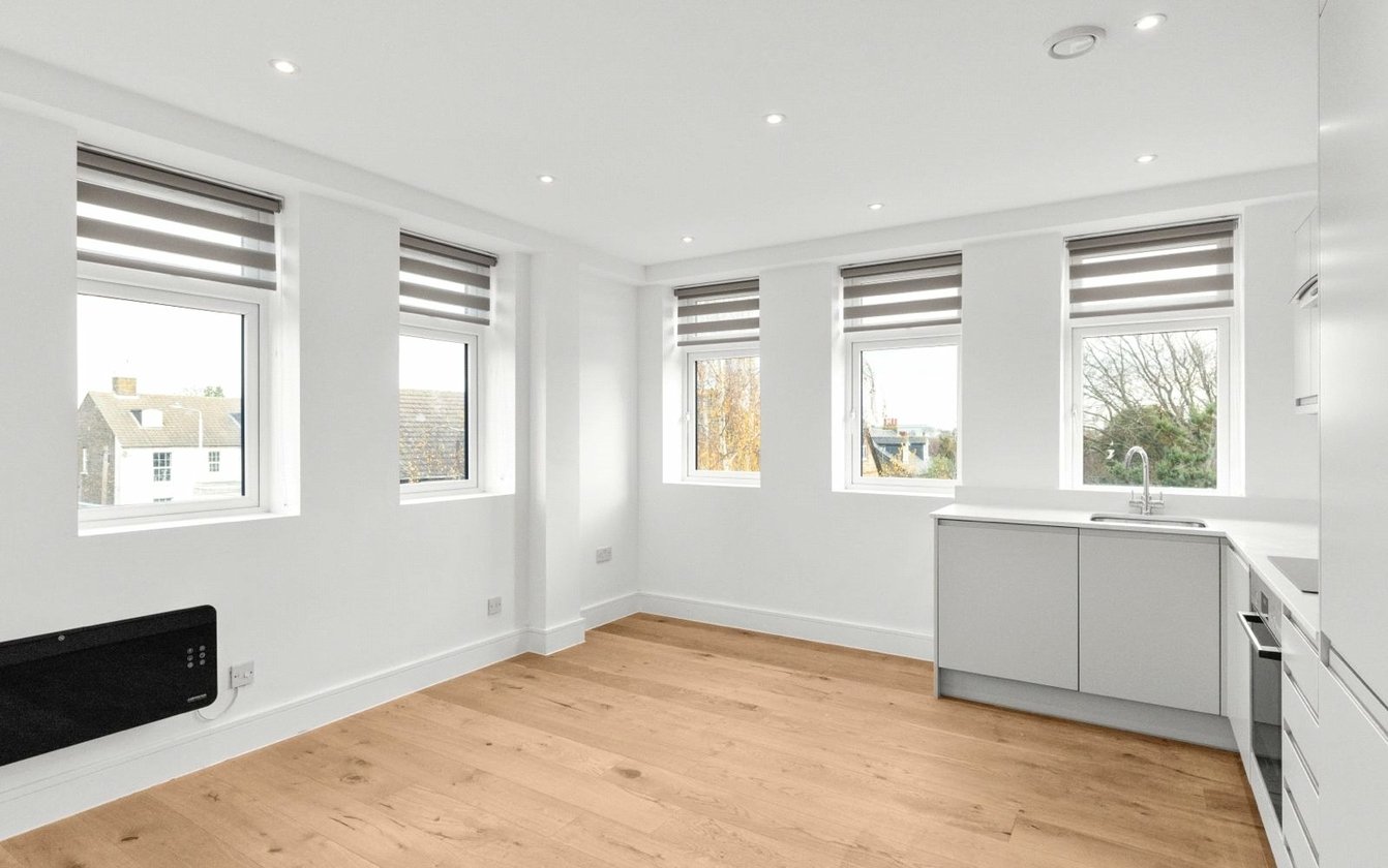 London Road, Sittingbourne, Kent, ME10, 7823, image-3 - Quealy & Co