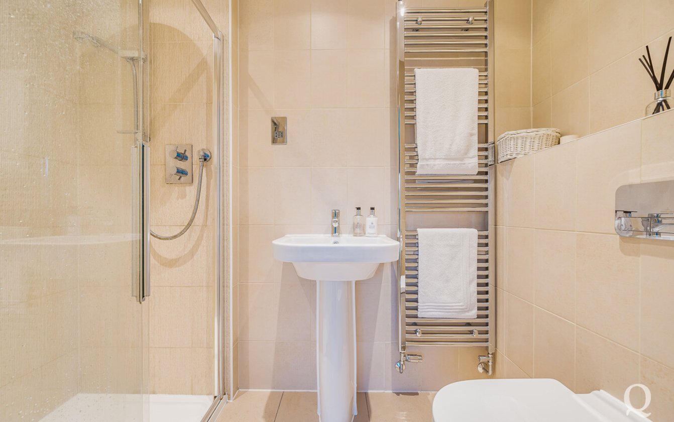 Blaxland Grange, Newington, Sittingbourne, Kent, ME9, 7828, image-20 - Quealy & Co