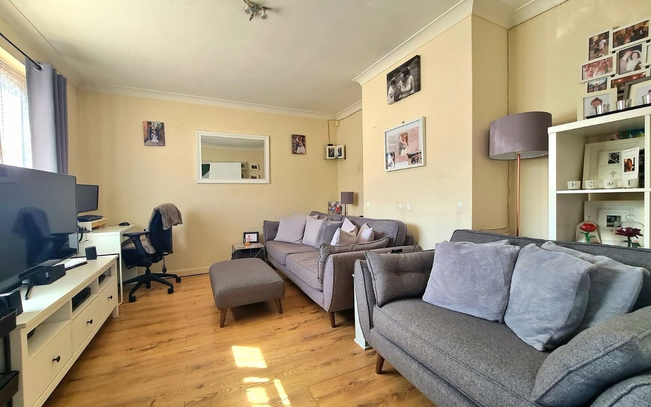 Chilton Avenue, Sittingbourne, Kent, ME10, 7841, image-2 - Quealy & Co
