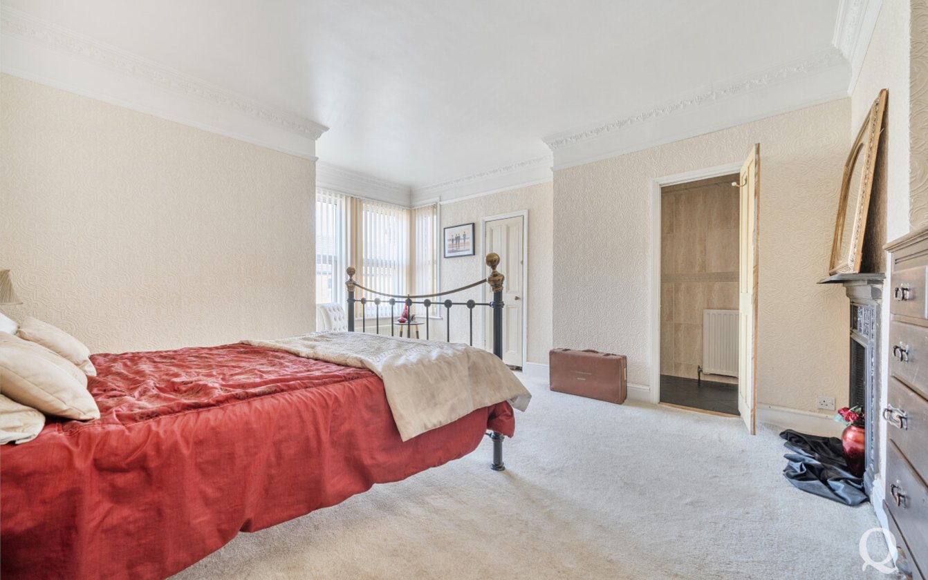 Park Road, Sittingbourne, Kent, ME10, 7856, image-23 - Quealy & Co